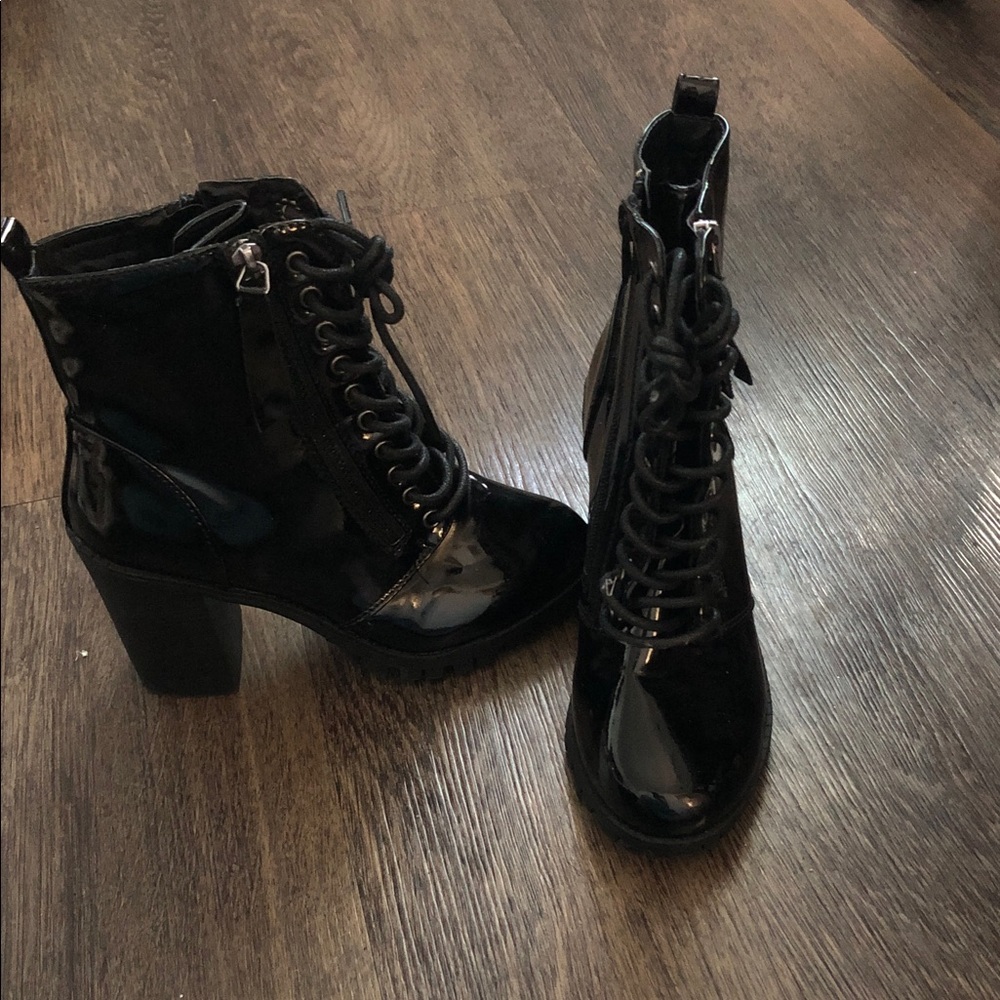 Windsor Black Patent Lace-Up Block Heel Boots
